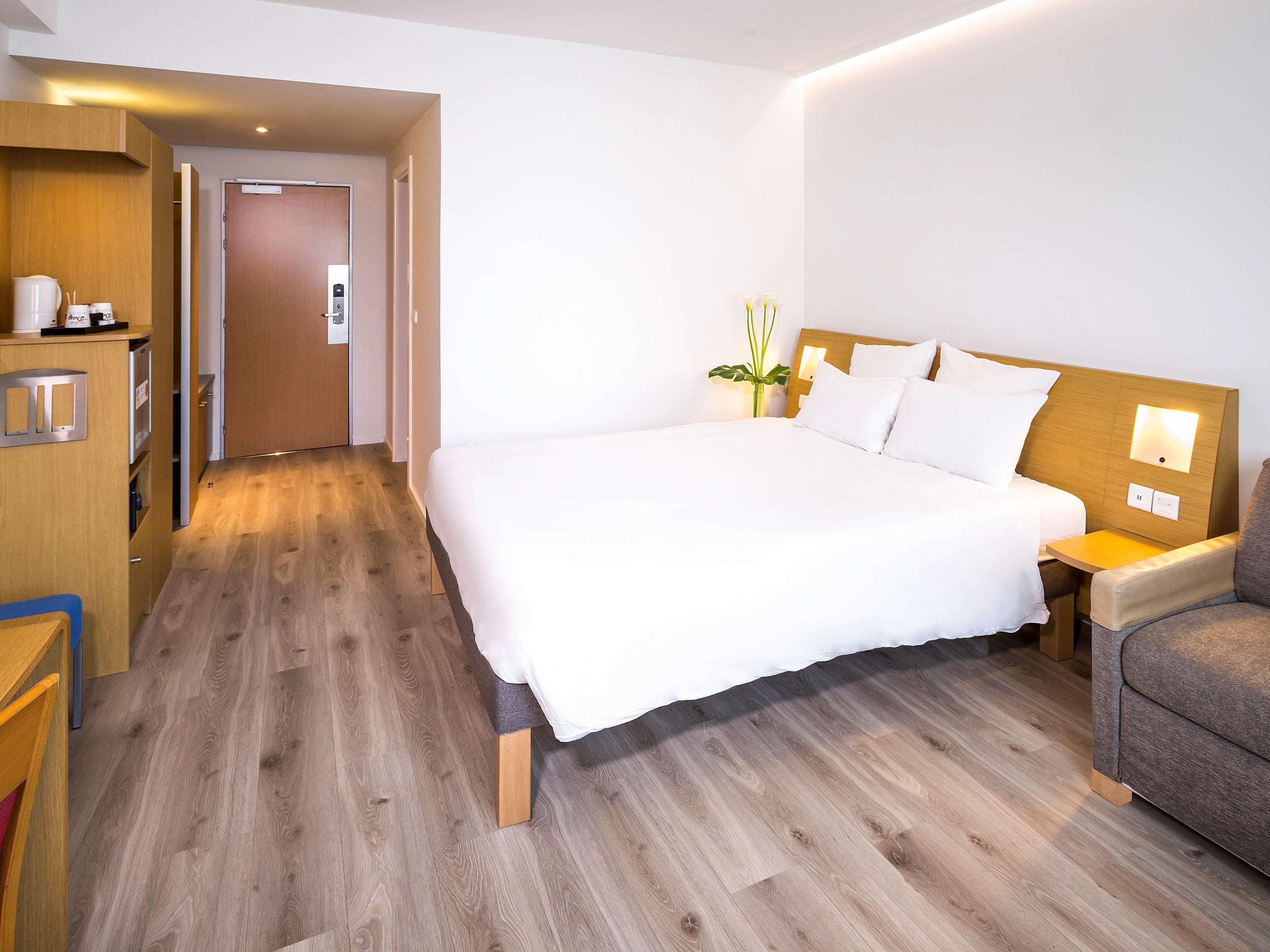 Novotel Campo De Las Naciones Madrid Luaran gambar